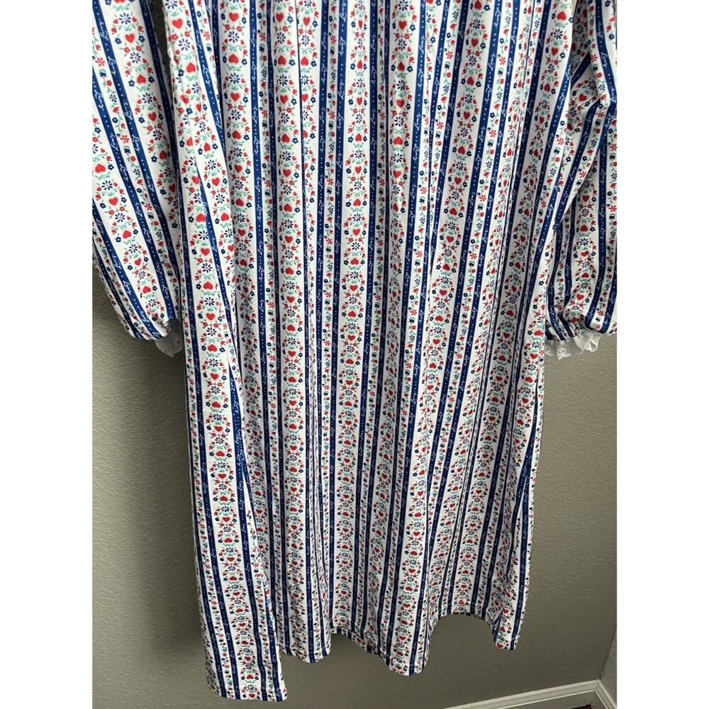 Nice! Lanz of Salzburg Girls XL 14/16 Nightgown Blue Red Floral/Heart Lace Trim - Picture 8 of 9